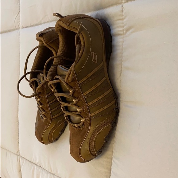 Hiking shoes - Picture 2 of 2